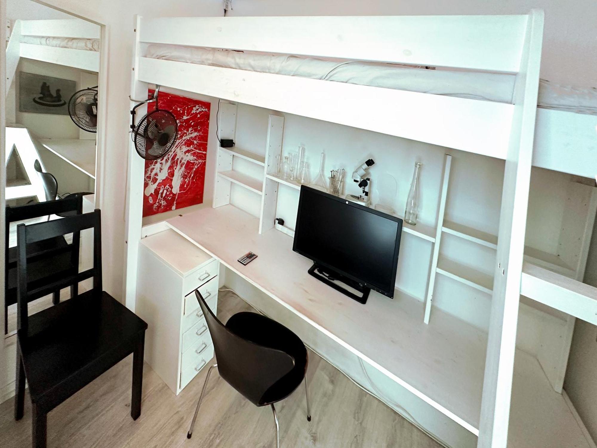 Artistic Kallio Apartment Helsinki Exterior photo